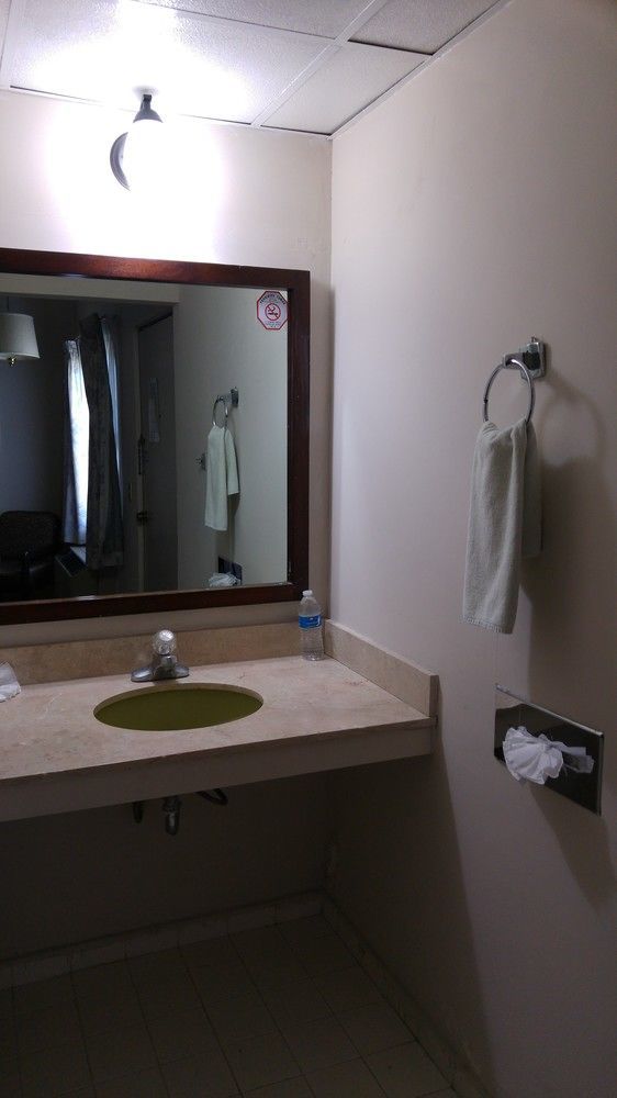 Capital O 88 Inn San Nicolás de los Garzas 外观 照片