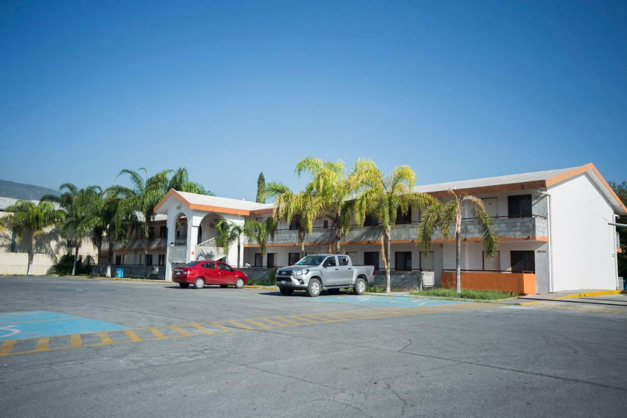 Capital O 88 Inn San Nicolás de los Garzas 外观 照片